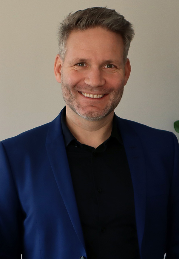 Jesper Bo Larsen - MyDesk